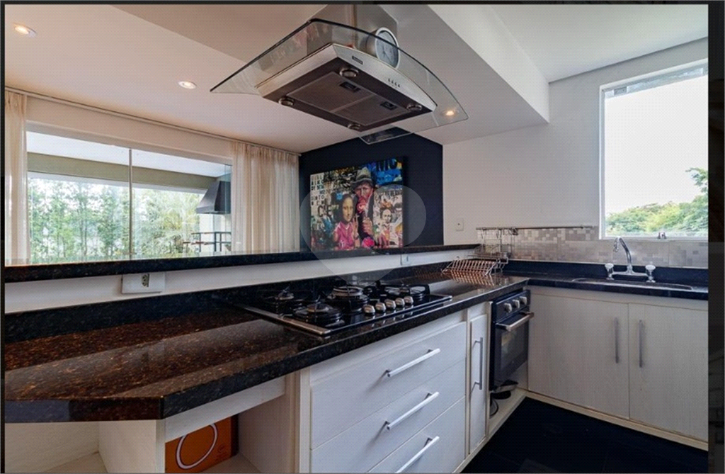 Estupenda casa no condomínio Morada da Aldeia!
