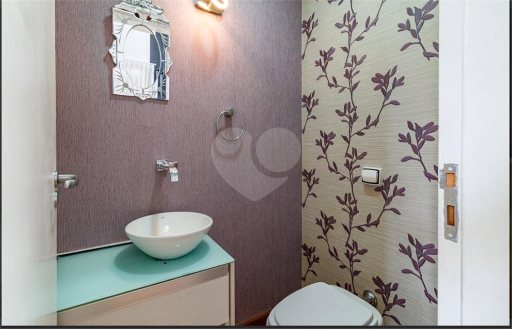 Estupenda casa no condomínio Morada da Aldeia!