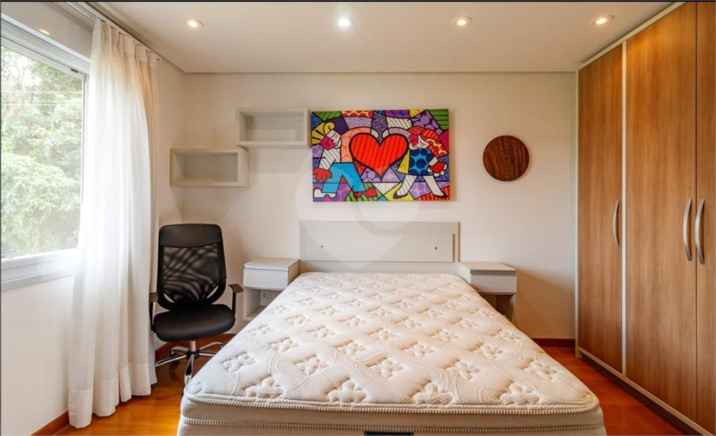 Estupenda casa no condomínio Morada da Aldeia!