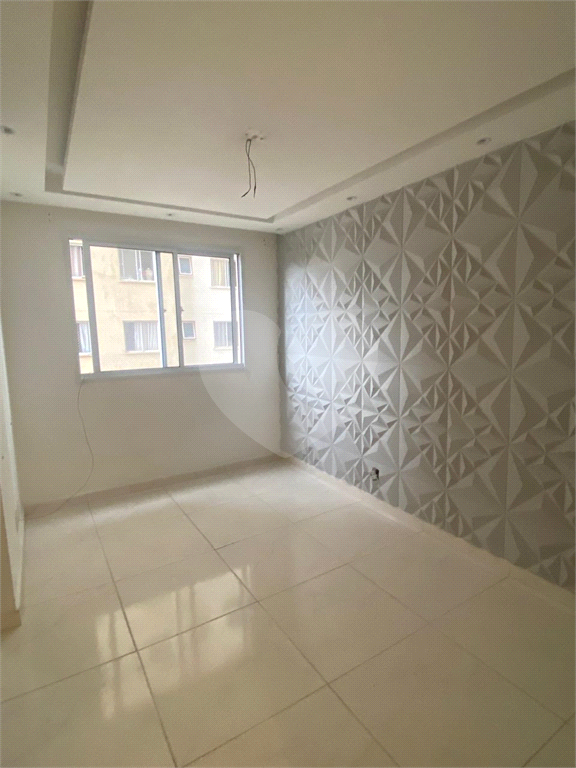 Apartamento à venda com 2 quartos, 40m² - Foto 2