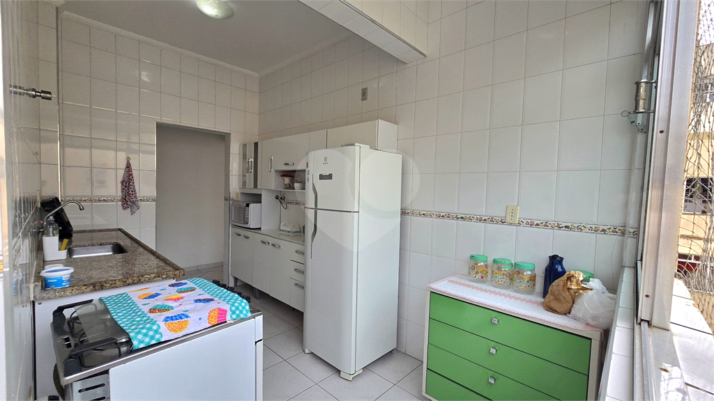 Apartamento para venda frente mar vista lateral 2 dormitórios 2 banheiros Boqueirão Santos - SP