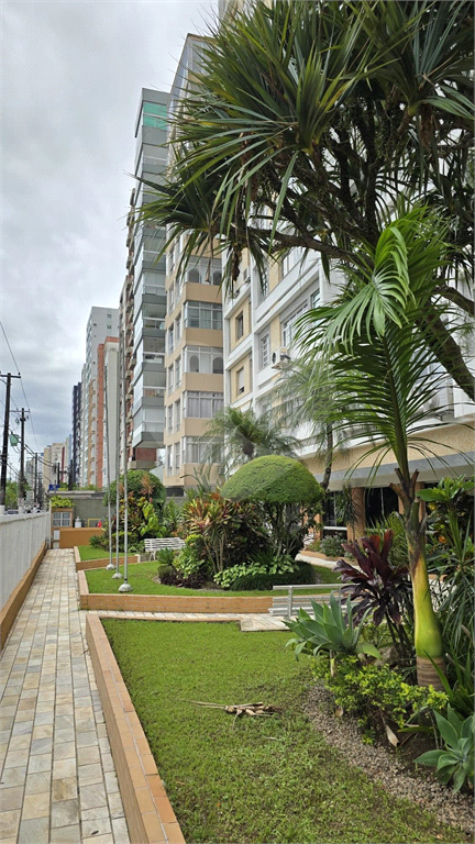 Apartamento para venda frente mar vista lateral 2 dormitórios 2 banheiros Boqueirão Santos - SP