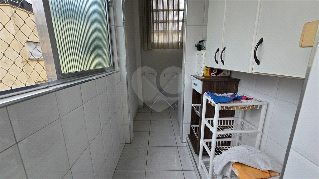 Apartamento para venda frente mar vista lateral 2 dormitórios 2 banheiros Boqueirão Santos - SP
