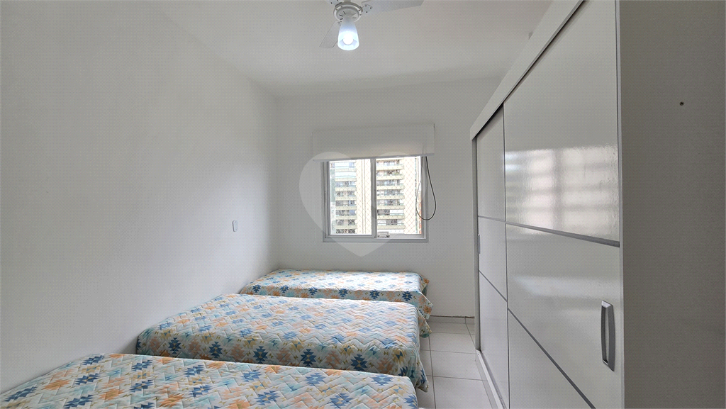 Apartamento para venda frente mar vista lateral 2 dormitórios 2 banheiros Boqueirão Santos - SP