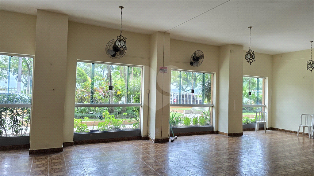 Apartamento para venda frente mar vista lateral 2 dormitórios 2 banheiros Boqueirão Santos - SP