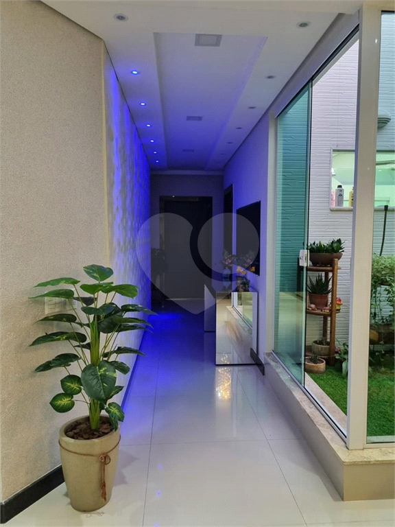 Casa de Condomínio à venda com 3 quartos, 300m² - Foto 9