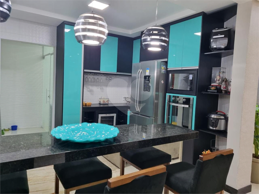 Casa de Condomínio à venda com 3 quartos, 300m² - Foto 5