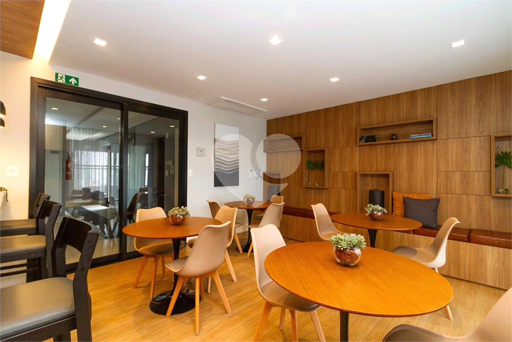 APARTAMENTO em MOEMA