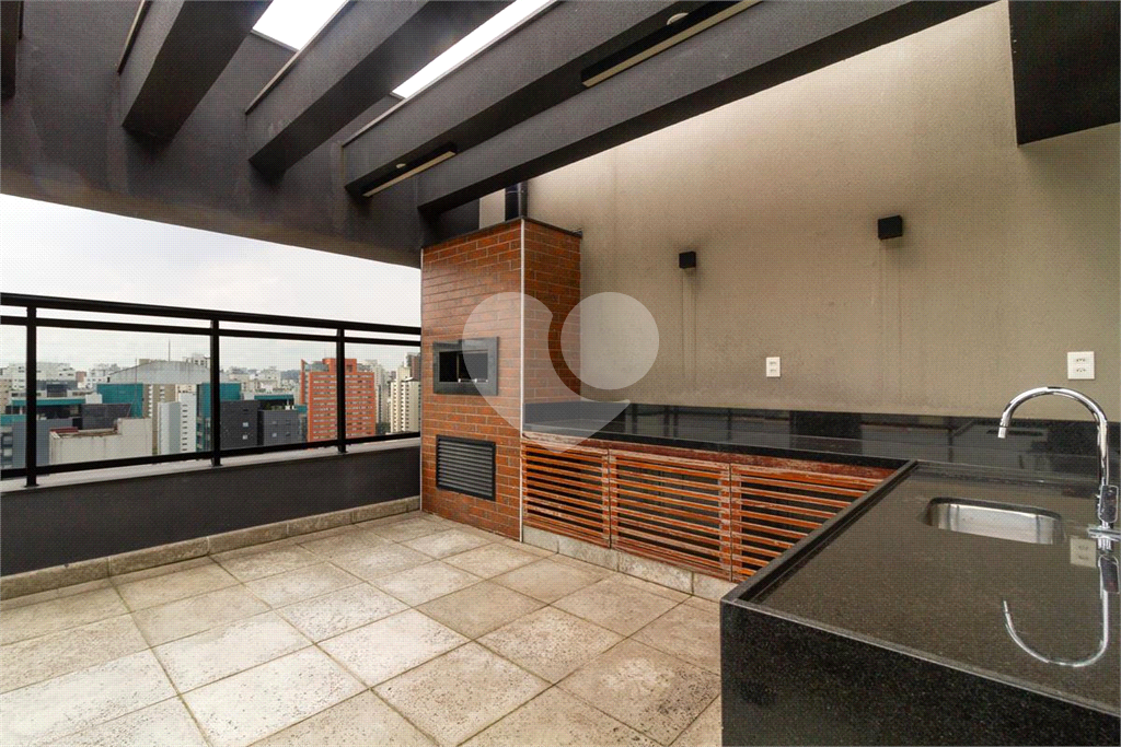 APARTAMENTO em MOEMA