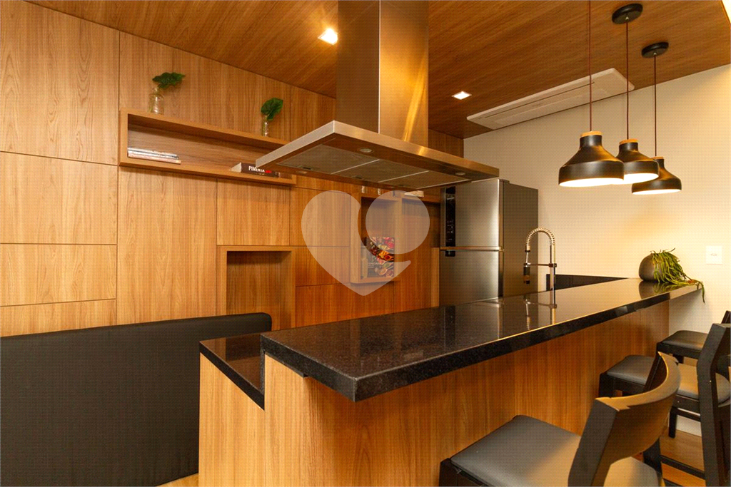 APARTAMENTO em MOEMA