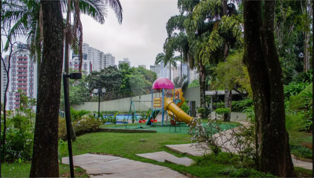 Jardim São Paulo apartamento à venda com 186 m² 3 quartos 1 suíte 3 vagas livres próximo ao Metrô!!