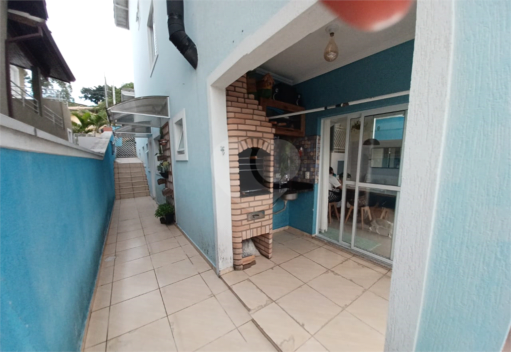Casa em condomínio para venda na Granja Viana