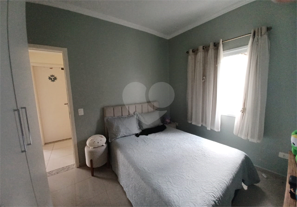Casa em condomínio para venda na Granja Viana