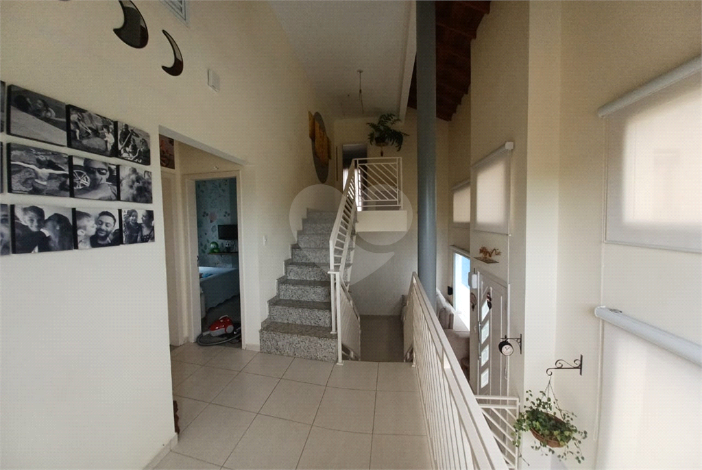 Casa em condomínio para venda na Granja Viana