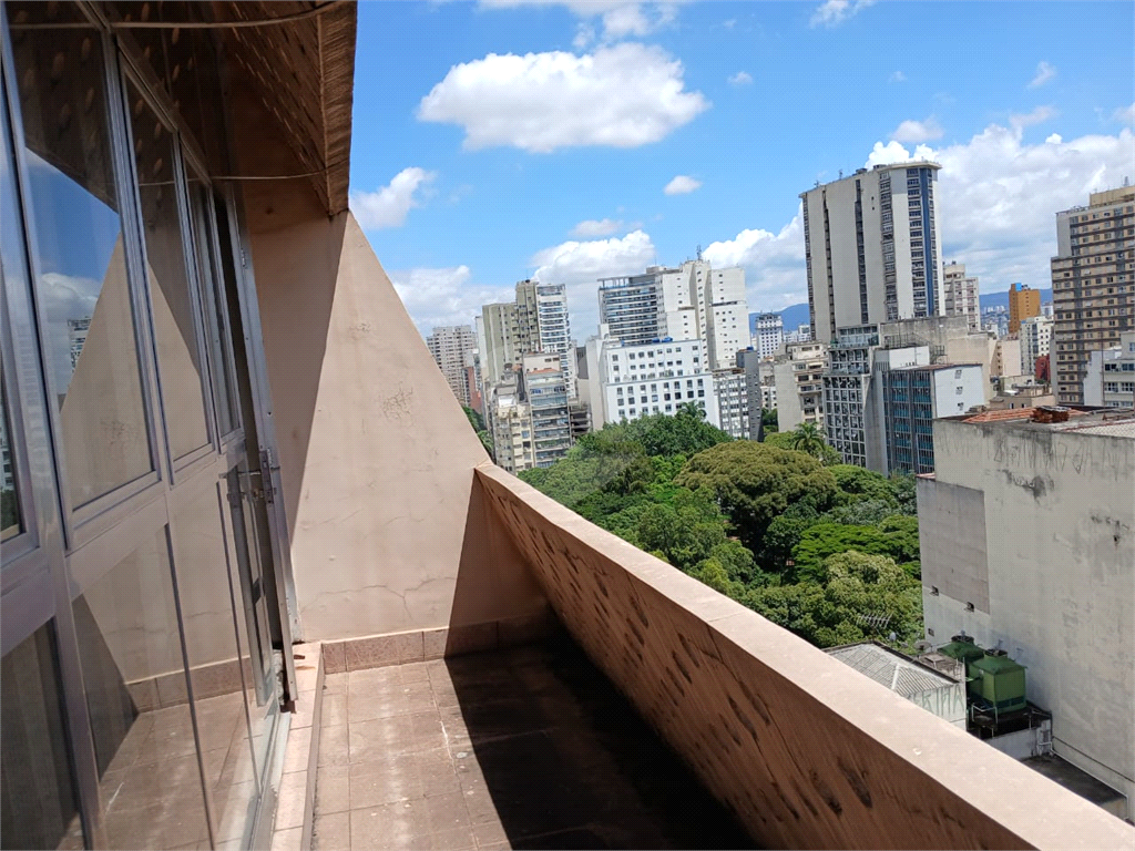 Sala comercial na  República,com varanda.,45 m² .