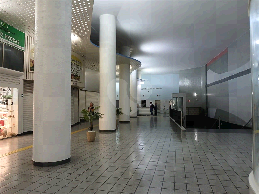 Sala comercial na  República,com varanda.,45 m² .