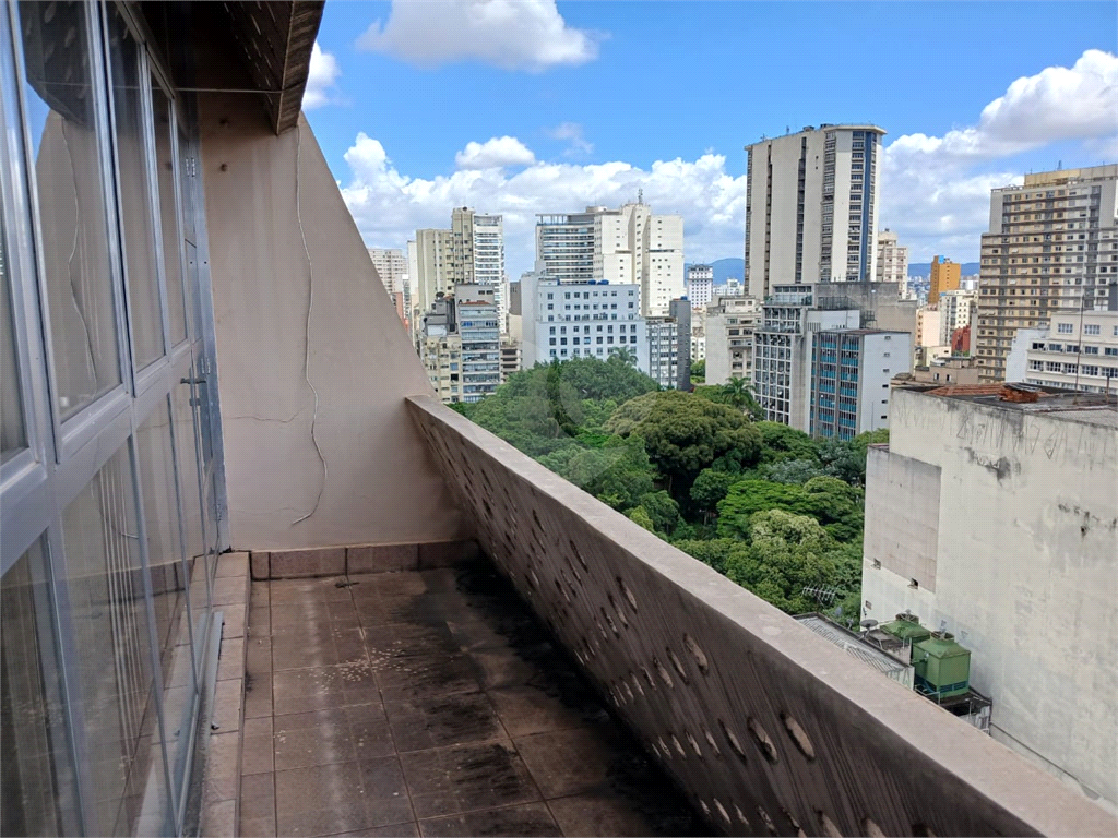 Sala comercial na  República,com varanda.,45 m² .