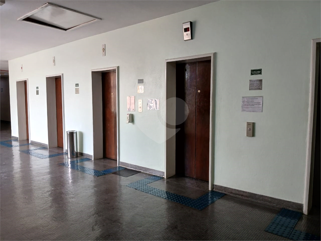 Sala comercial na  República,com varanda.,45 m² .
