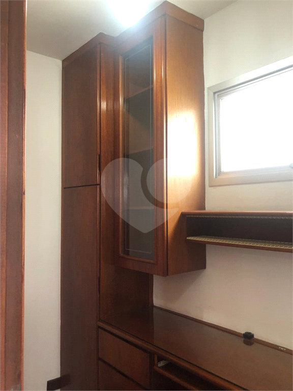 APARTAMENTO em SANTANA