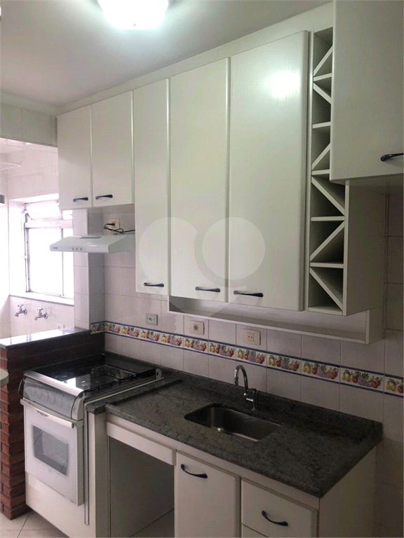 APARTAMENTO em SANTANA