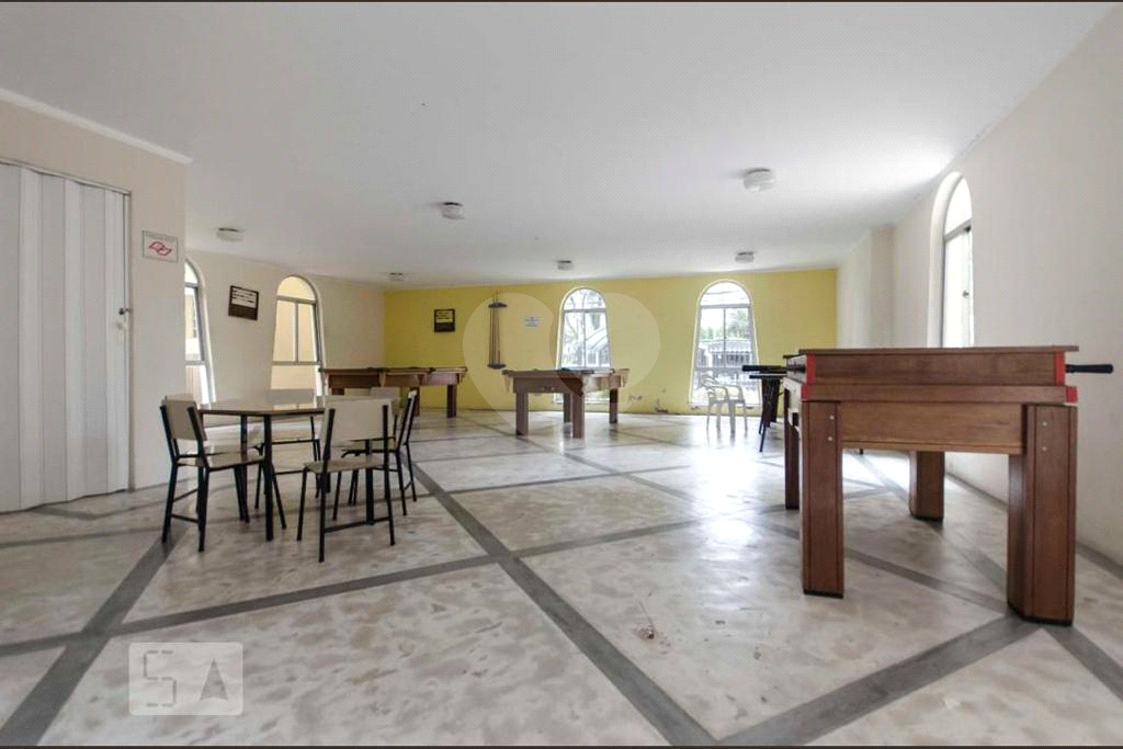 APARTAMENTO em SANTANA