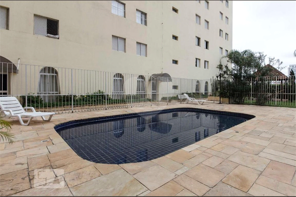 APARTAMENTO em SANTANA