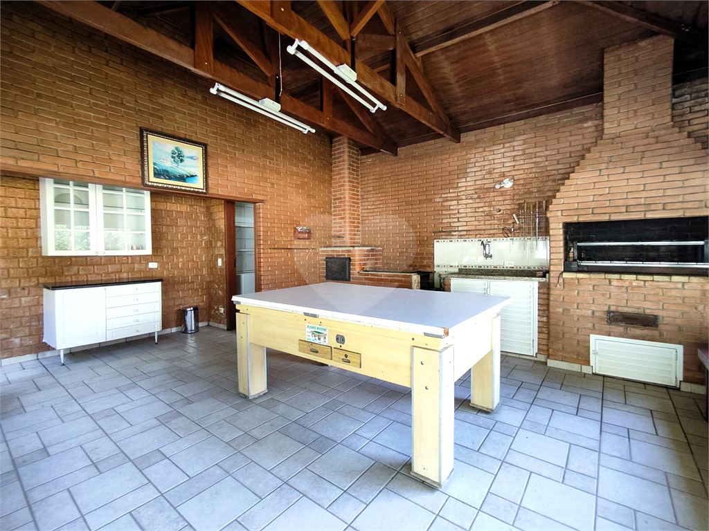 Casa condominio fechado no Horto Florestal, 3 suites, escritorio, piscina e área gourmet privativa