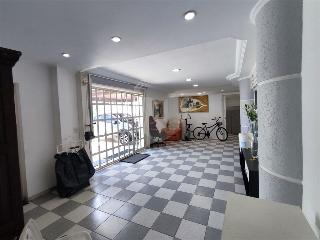 Casa condominio fechado no Horto Florestal, 3 suites, escritorio, piscina e área gourmet privativa