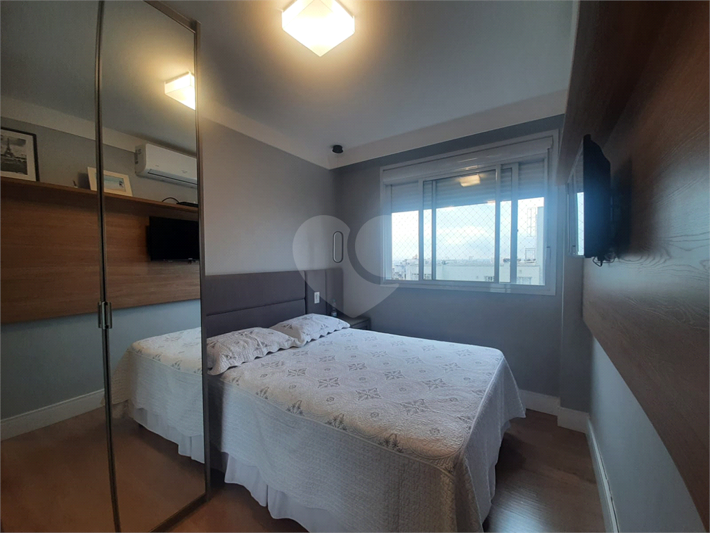 Apartamento à venda com 2 quartos, 60m² - Foto 37