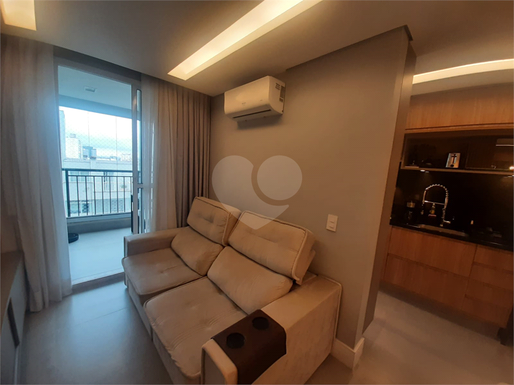 Apartamento à venda com 2 quartos, 60m² - Foto 18