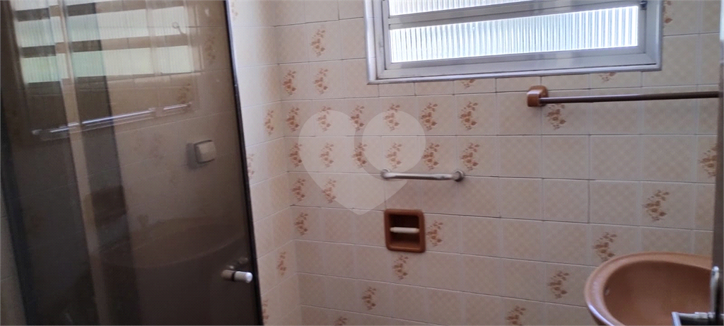 Vende-se:  Sobrado, 100m², dois quartos e duas vagas, na Vila Nova Mazzei!