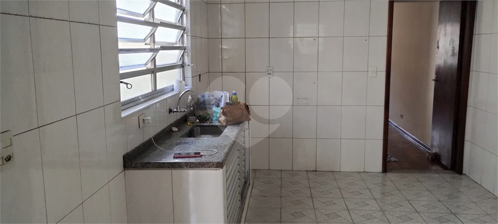 Vende-se:  Sobrado, 100m², dois quartos e duas vagas, na Vila Nova Mazzei!
