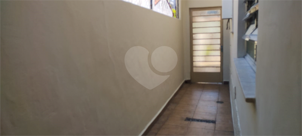 Vende-se:  Sobrado, 100m², dois quartos e duas vagas, na Vila Nova Mazzei!