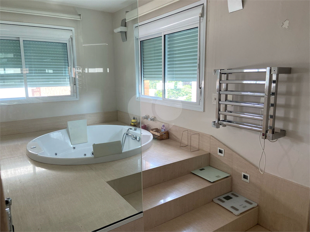 Apartamento amplo de 143 m² na Vila Mariana