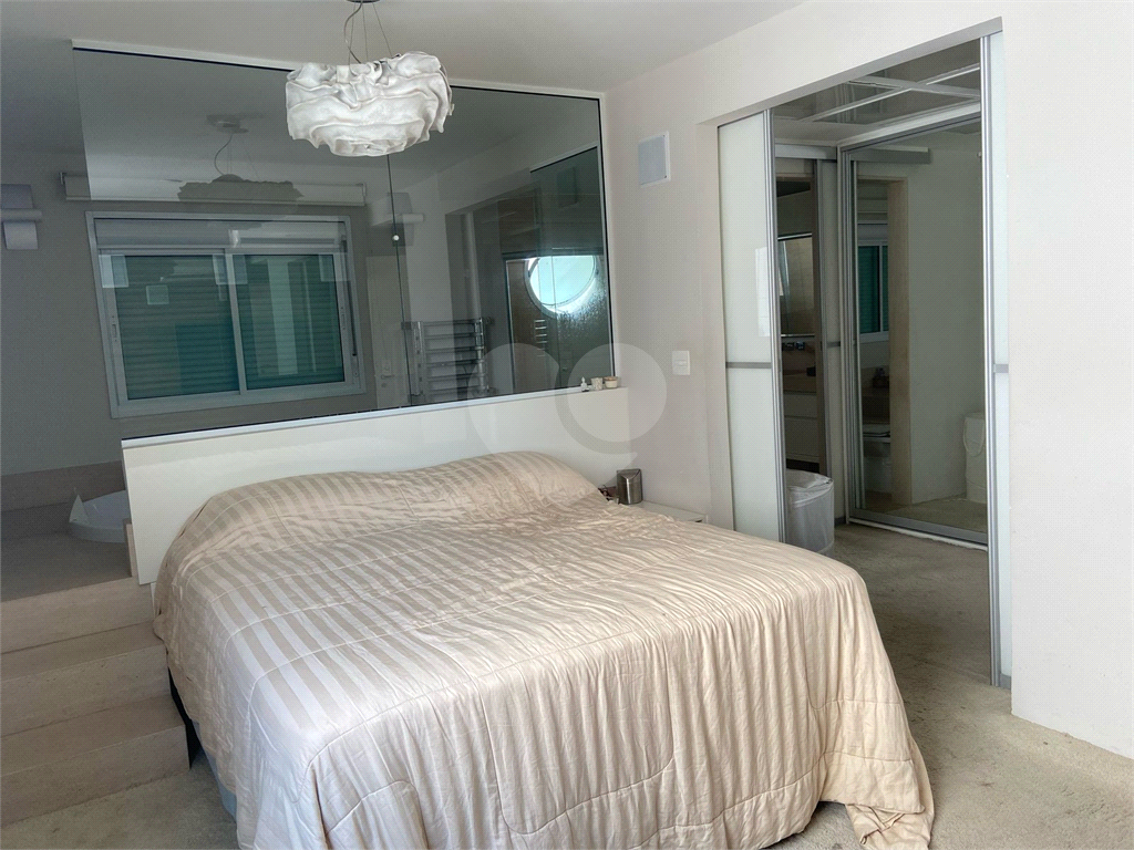 Apartamento amplo de 143 m² na Vila Mariana