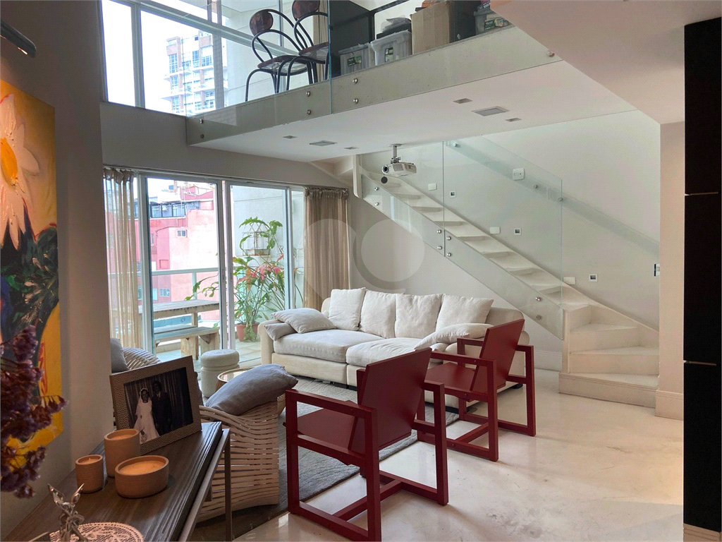 Apartamento amplo de 143 m² na Vila Mariana