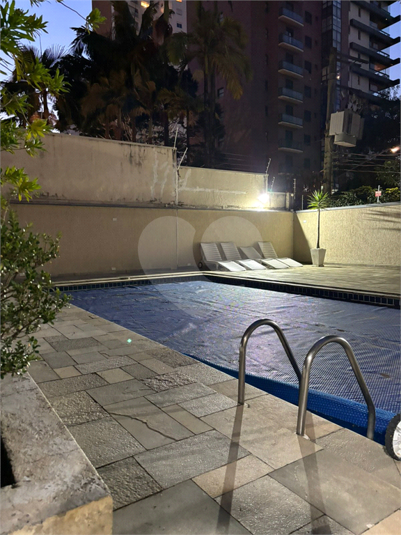 Apartamento na Chácara Klabin com 3 quartos sendo 1 suíte - lazer - 2 vagas demarcadas