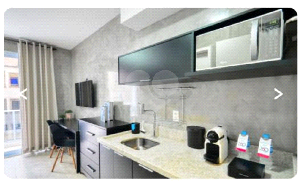 APARTAMENTO em CENTRO