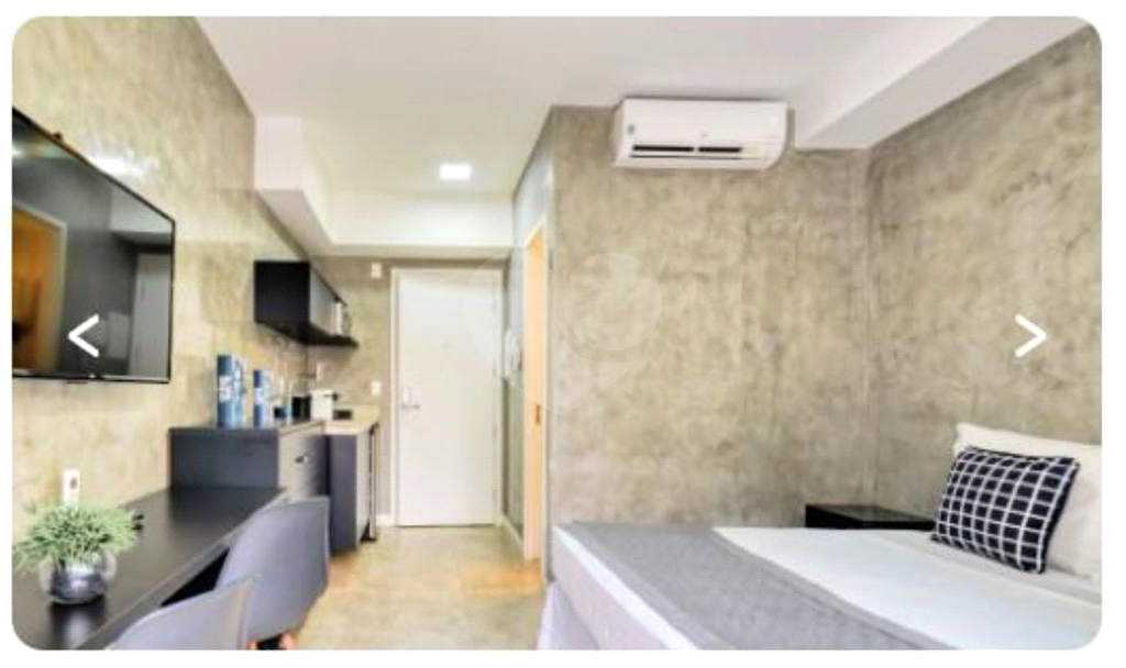 APARTAMENTO em CENTRO