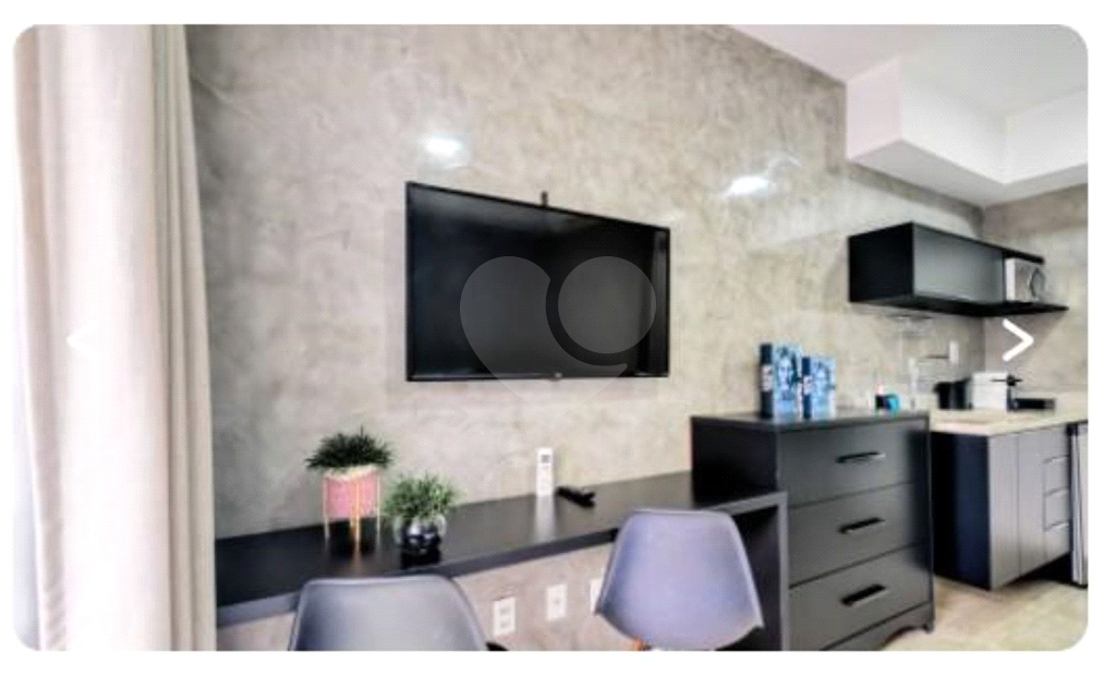 APARTAMENTO em CENTRO