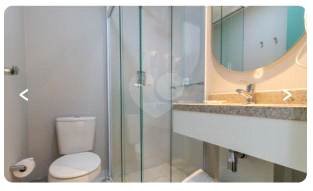 APARTAMENTO em CENTRO