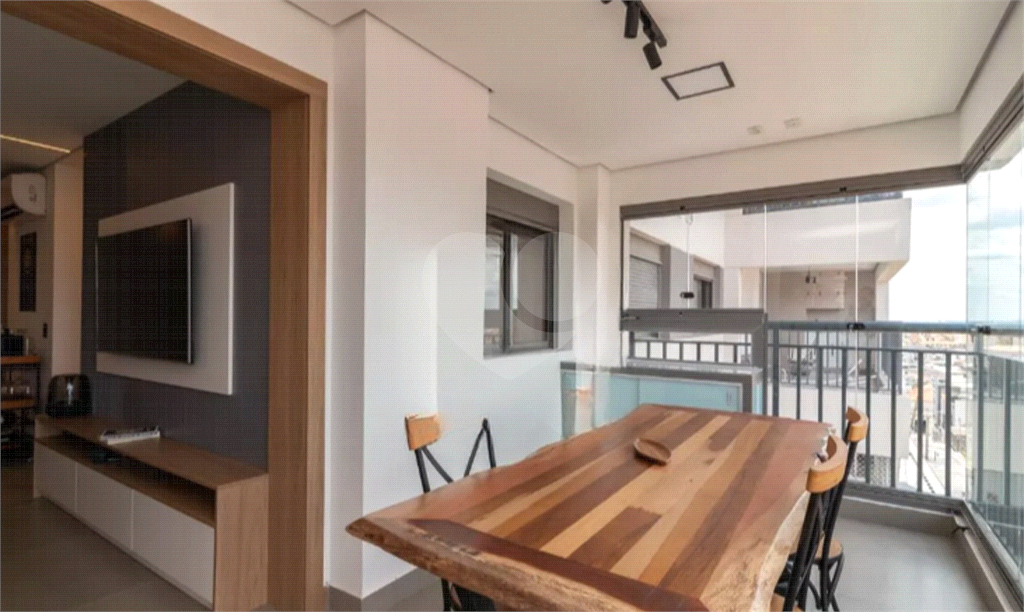 APARTAMENTO em TUCURUVI