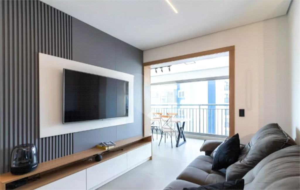 APARTAMENTO em TUCURUVI