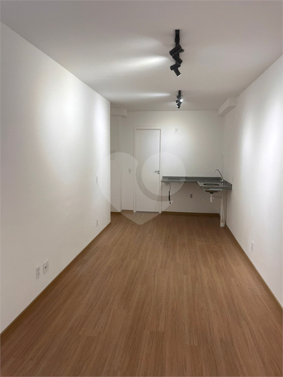 STUDIO em SANTA CECÍLIA