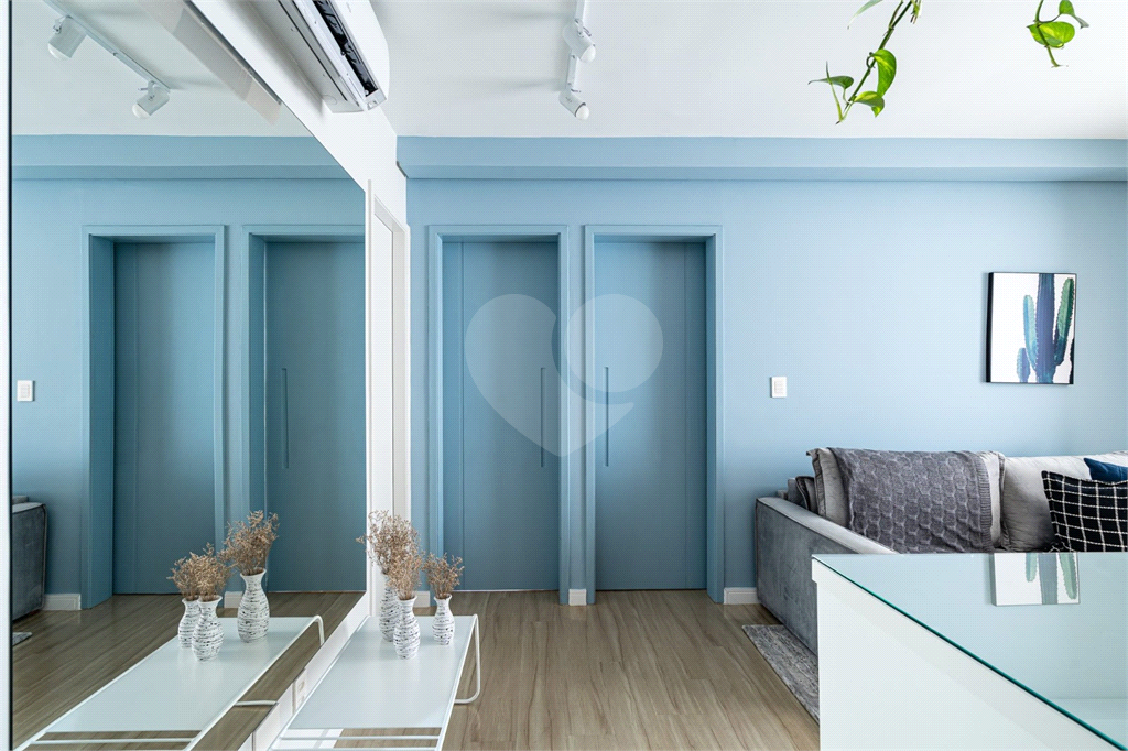 Apartamento de 47m²  a venda na Vila Mariana