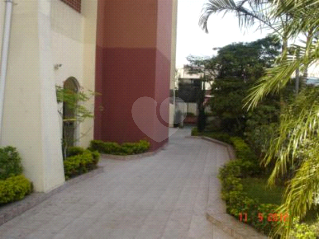 APARTAMENTO em VILA FORMOSA