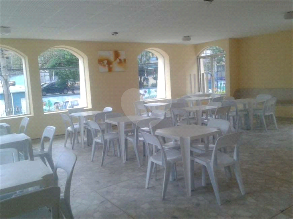 APARTAMENTO em VILA FORMOSA