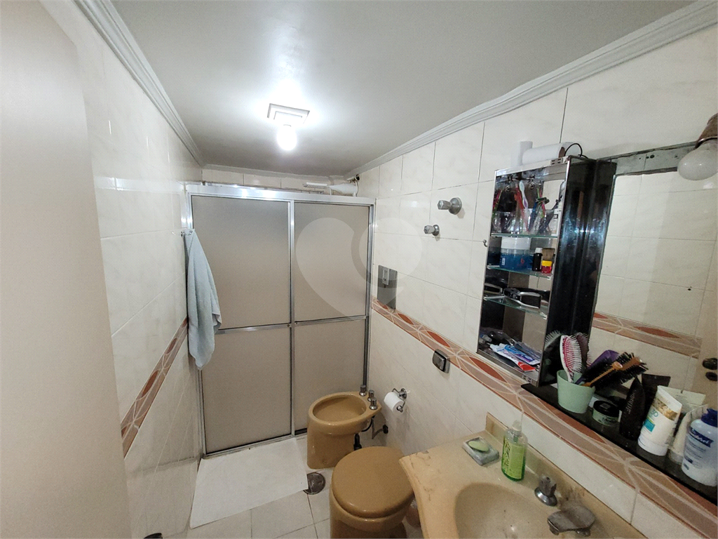 APARTAMENTO em PINHEIROS