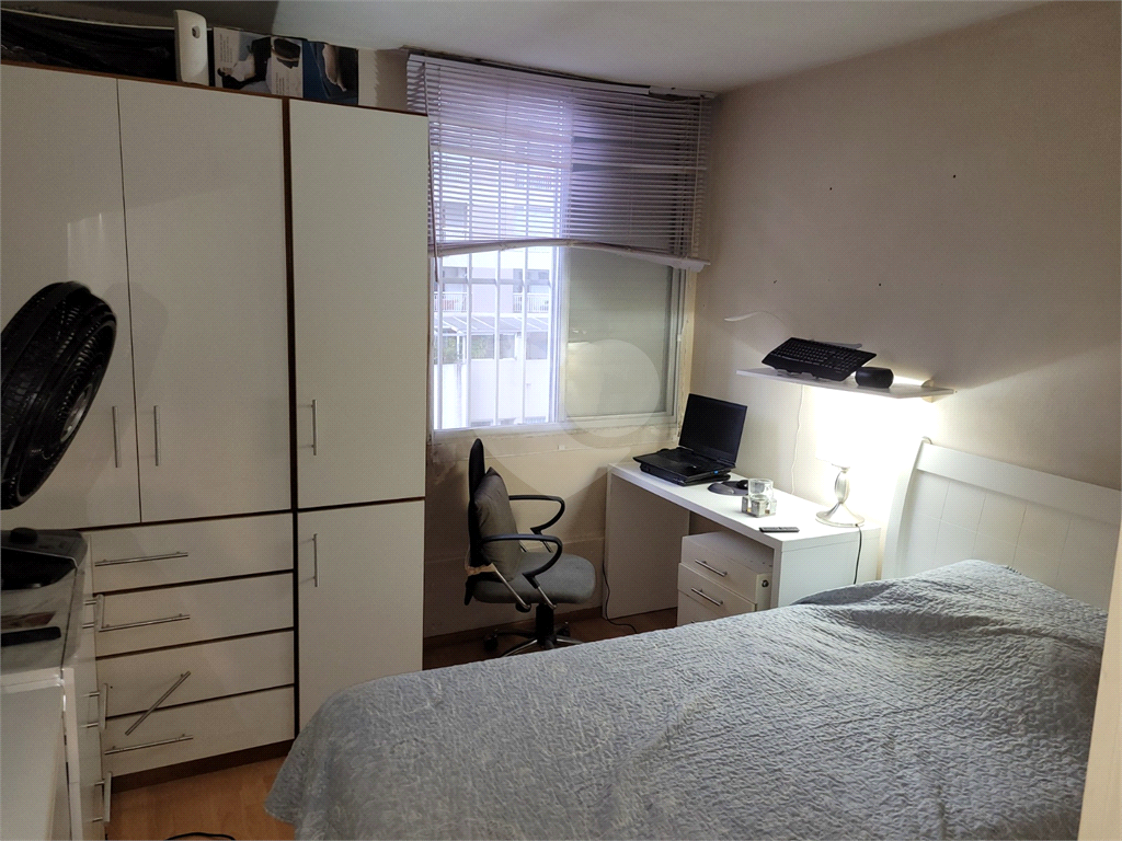 APARTAMENTO em PINHEIROS