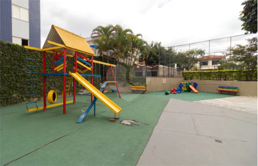 APARTAMENTO em GOPOÚVA